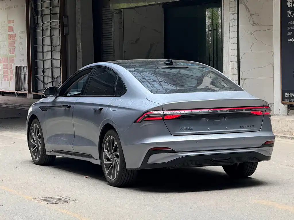 Lincoln Z 2025 2.0T