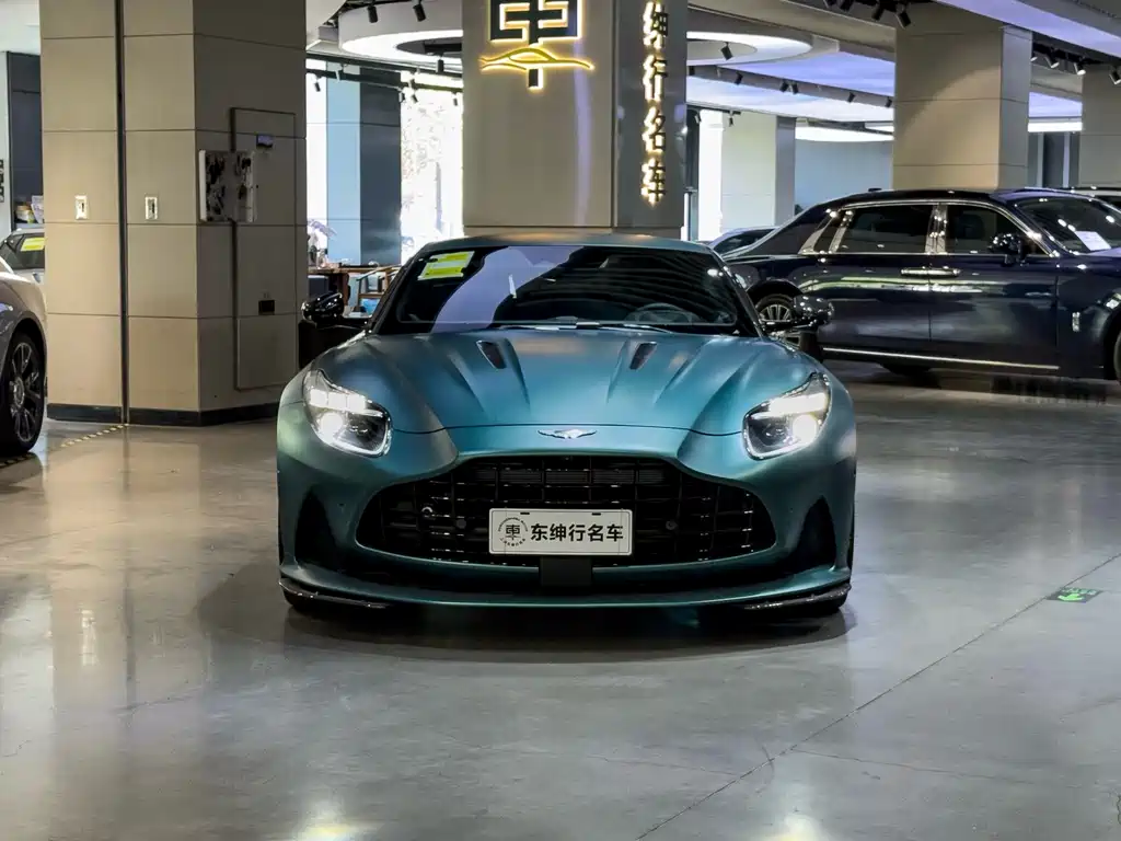 Aston Martin DB12 2025 4.0T V8 Coupe
