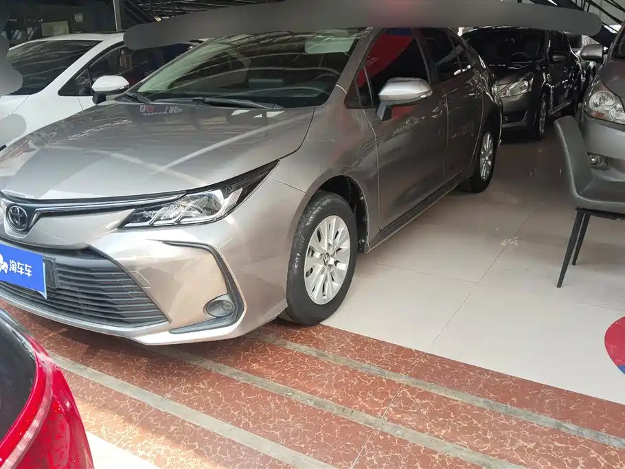 Купить Toyota Corolla