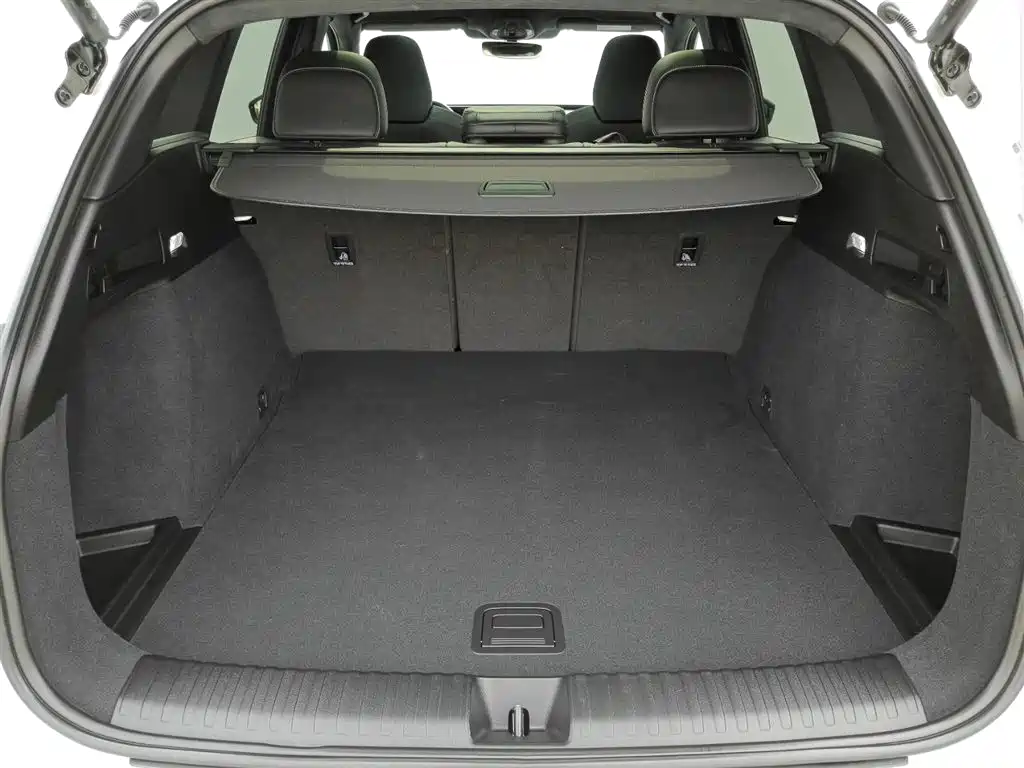 Audi Q6L e-tron id 4515283 из Китая 13