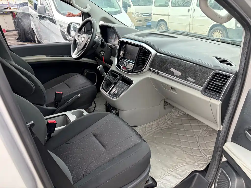 JAC Refine Refine M4 — миниатюра 4