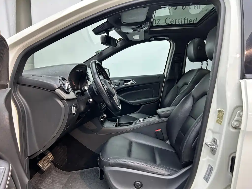 Mercedes-Benz B-Class — миниатюра 8