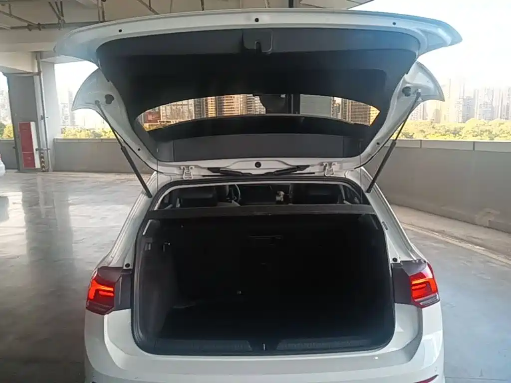 Volkswagen Golf — миниатюра 21