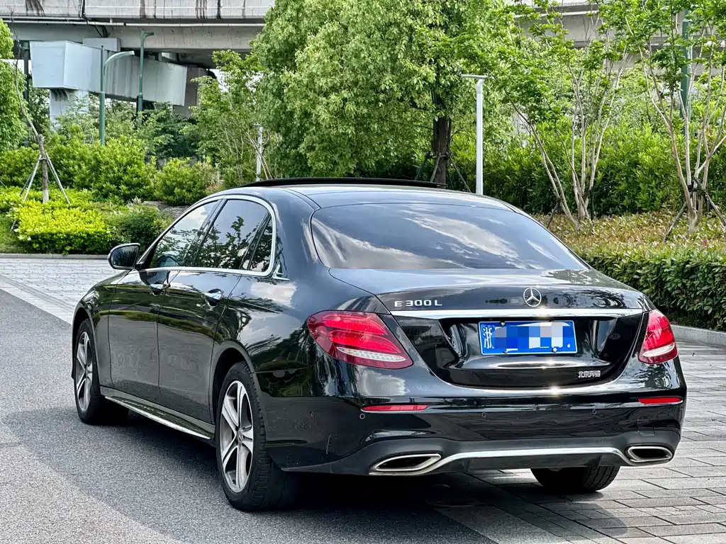 Mercedes-Benz E-Class E 2020 E 260 L Sport