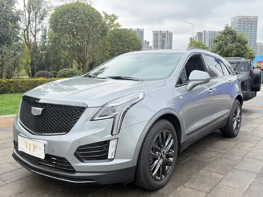 CADILLAC XT5