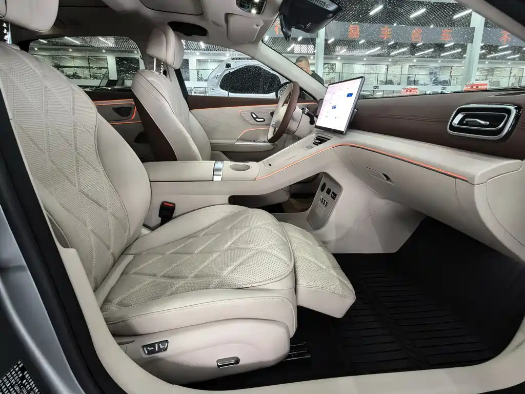 Chery A9L