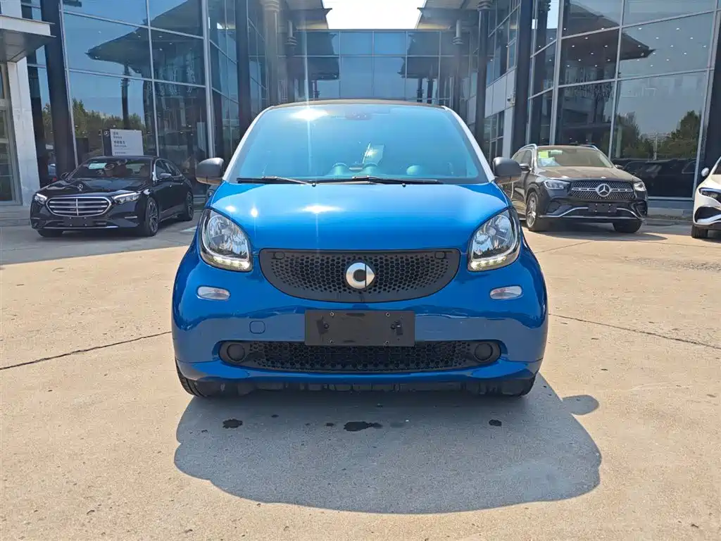 smart Smart Fortwo — миниатюра 2