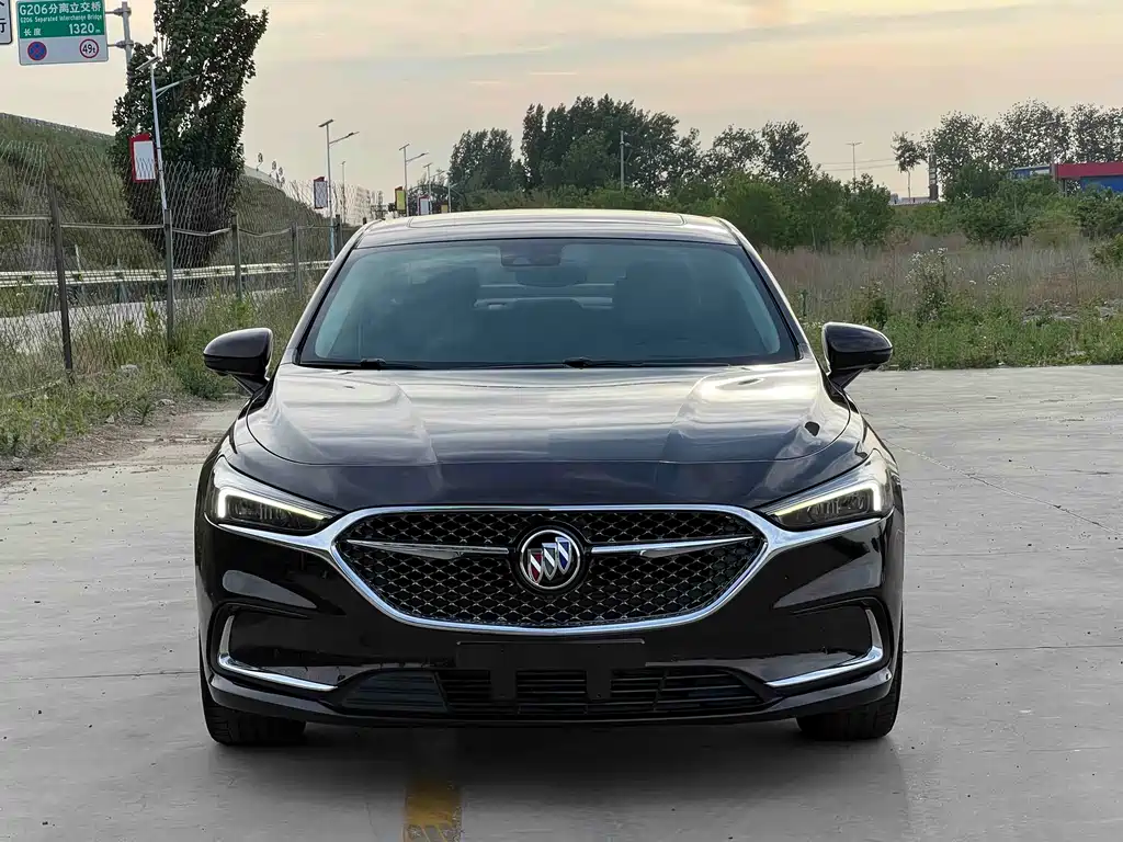 Buick LaCrosse 2021 Avenir Flagship