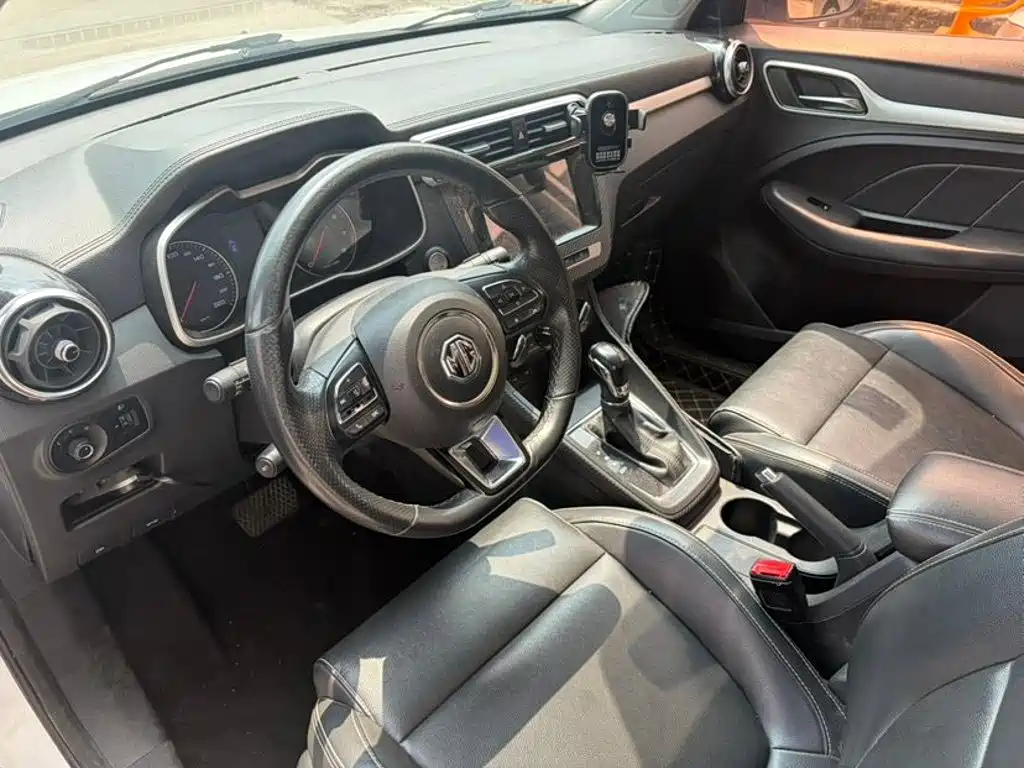 MG ZS — миниатюра 8