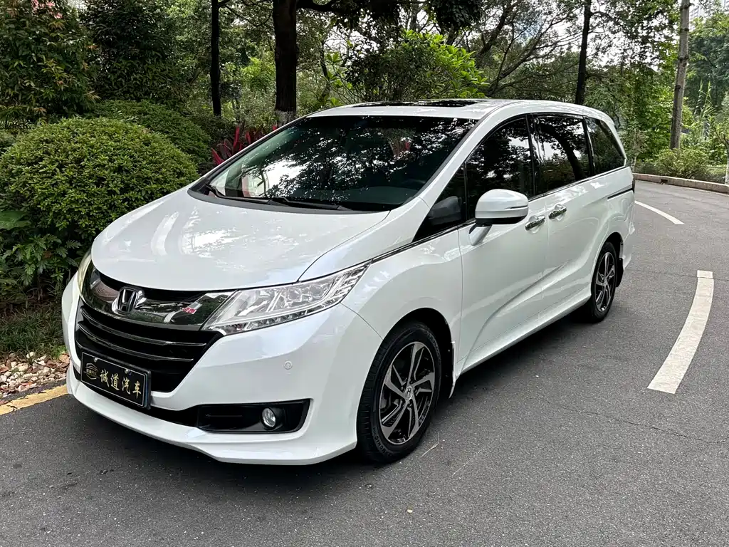 Купить Honda Odyssey