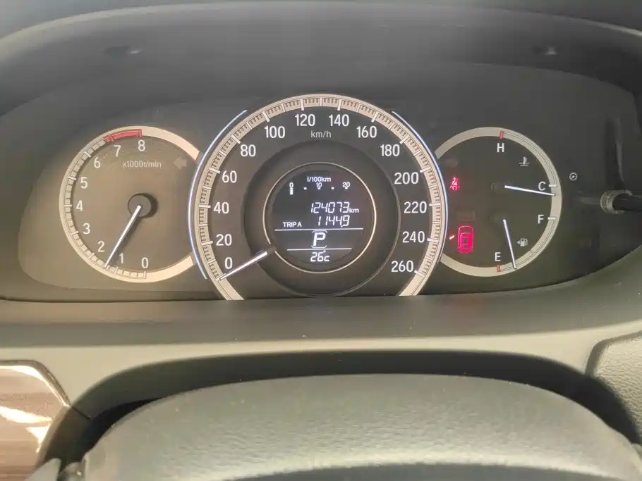 Honda Accord — миниатюра 14