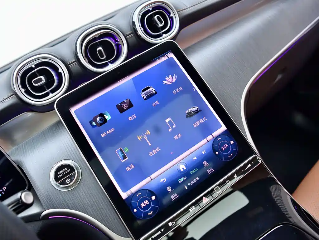 Mercedes-Benz GLC 2024 GLC 260 L 4MATIC Luxury 5 мест