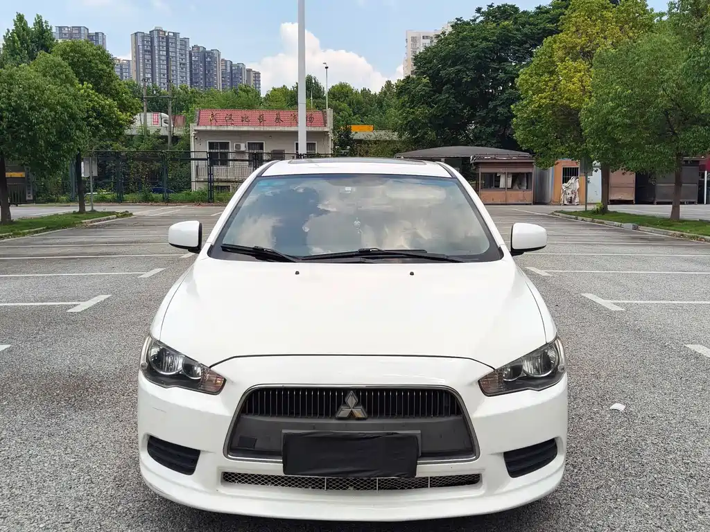 Mitsubishi Lancer EX — миниатюра 2