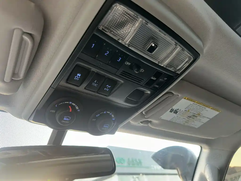 Toyota 4Runner 2019 4.0L AT