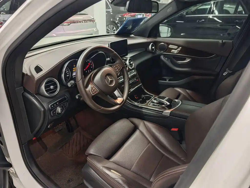 Mercedes-Benz GLC — миниатюра 13