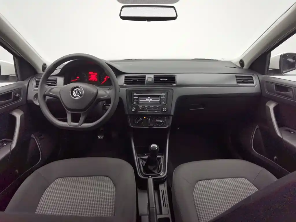 Volkswagen Santana — миниатюра 5