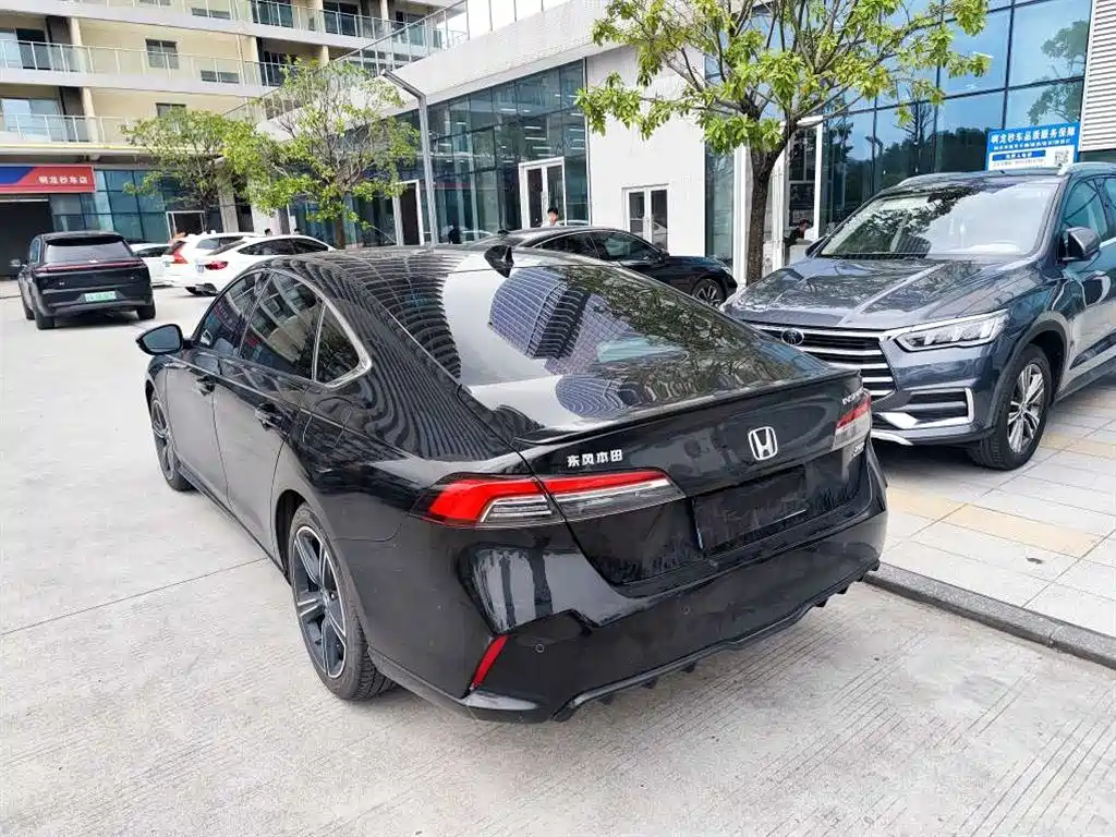 Honda Inspire — миниатюра 7