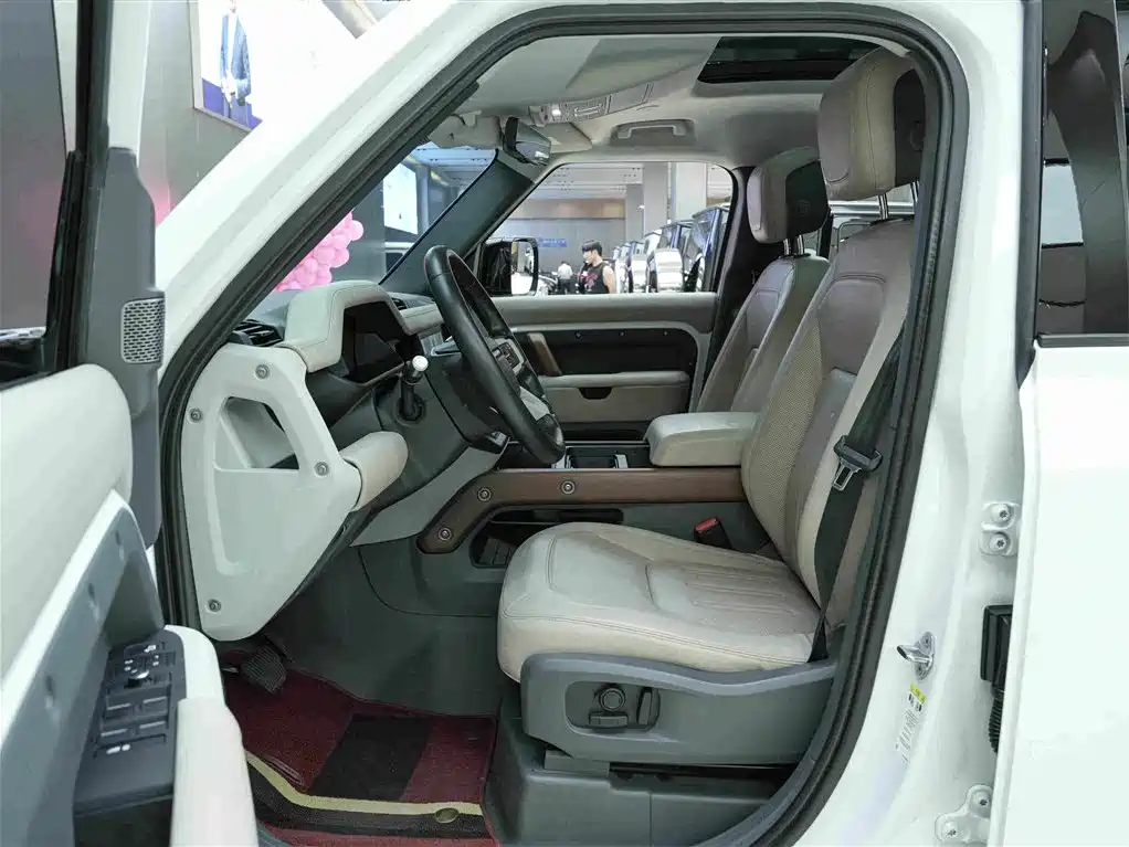 Land Rover Defender — миниатюра 11