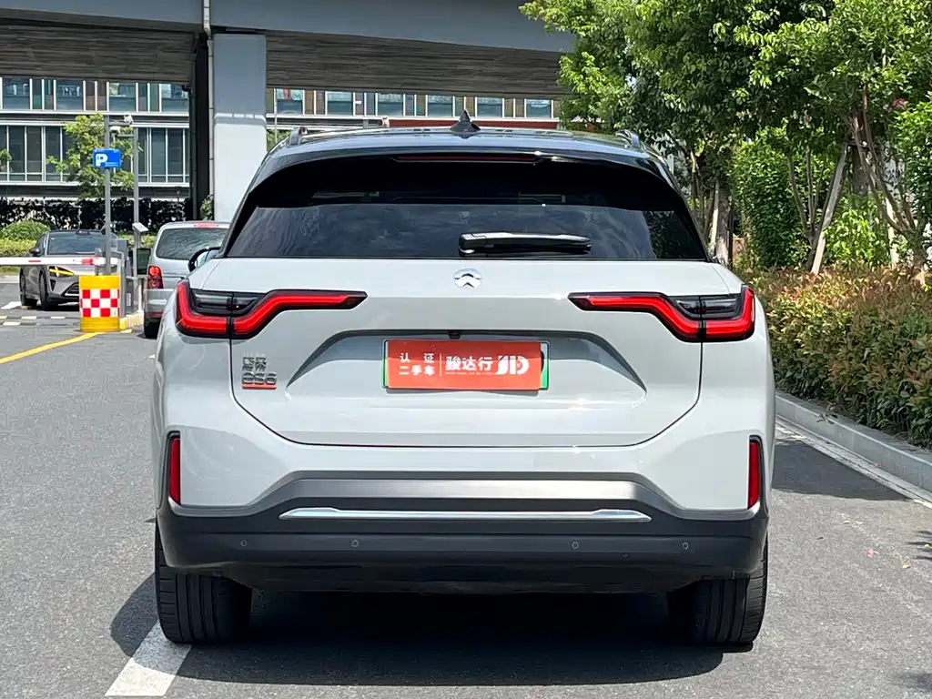 NIO ES6 — миниатюра 5