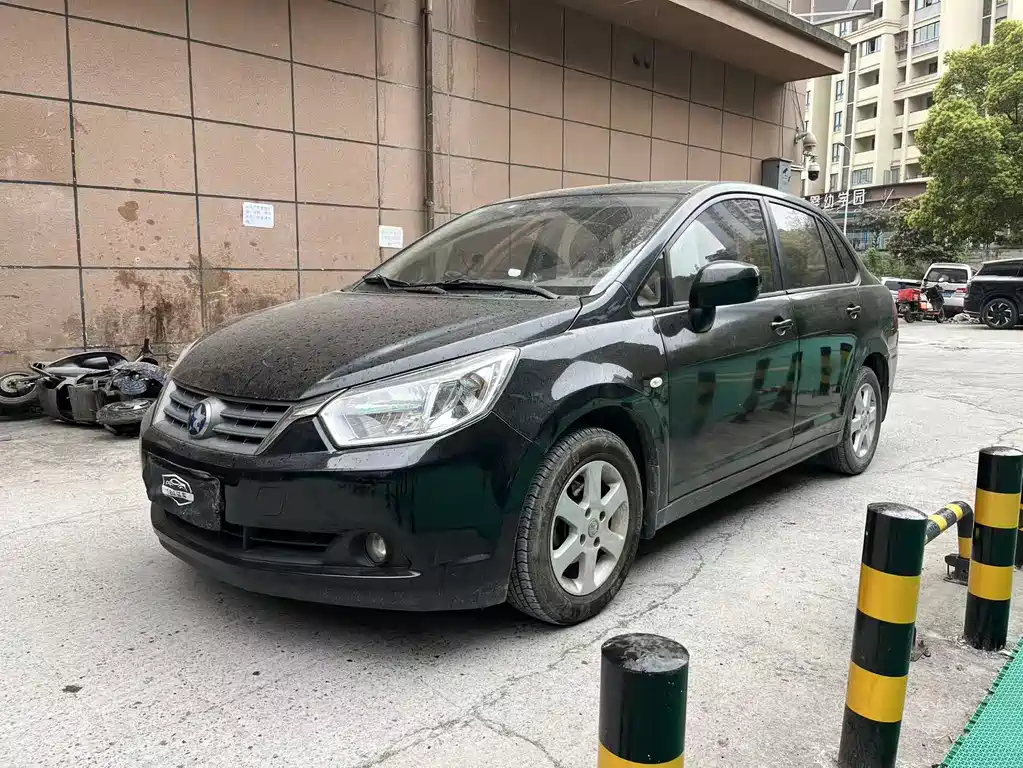Venucia D50 2013
