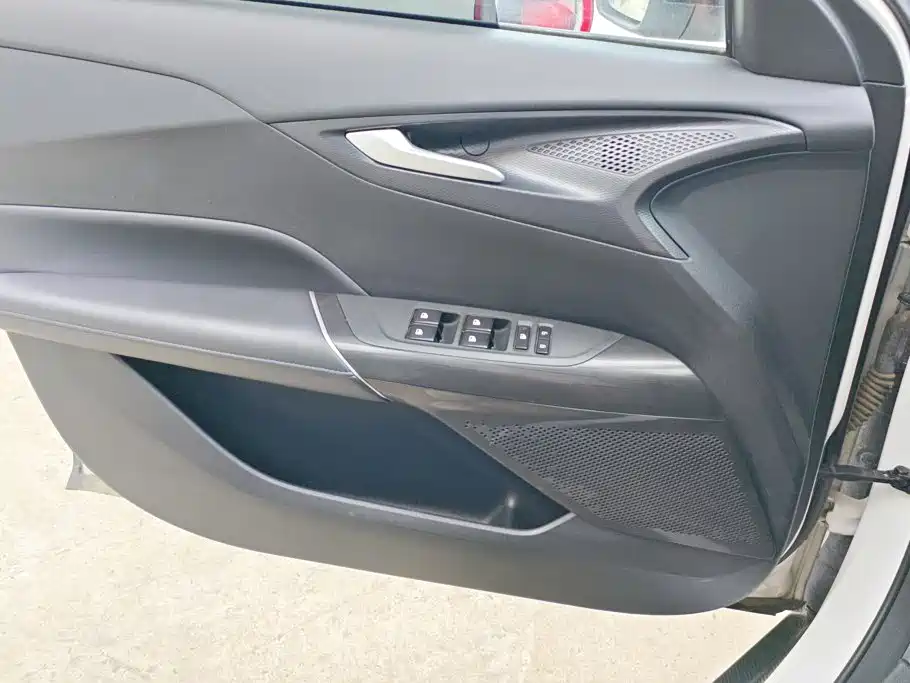 Changan Yida — миниатюра 7