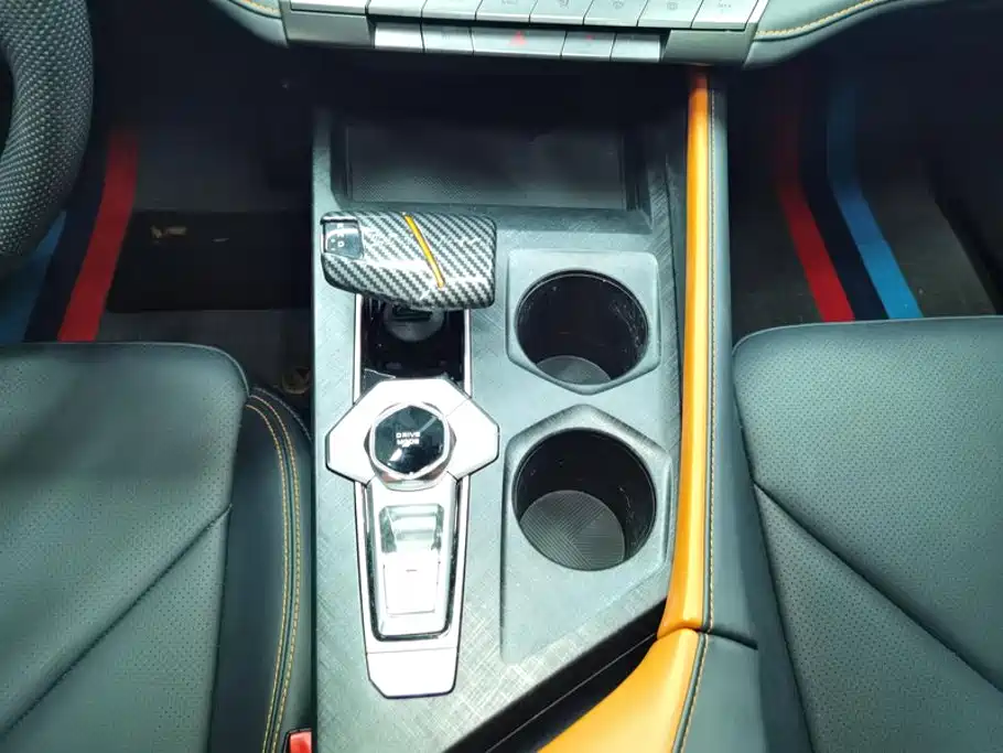 Changan UNI-V iDD — миниатюра 16