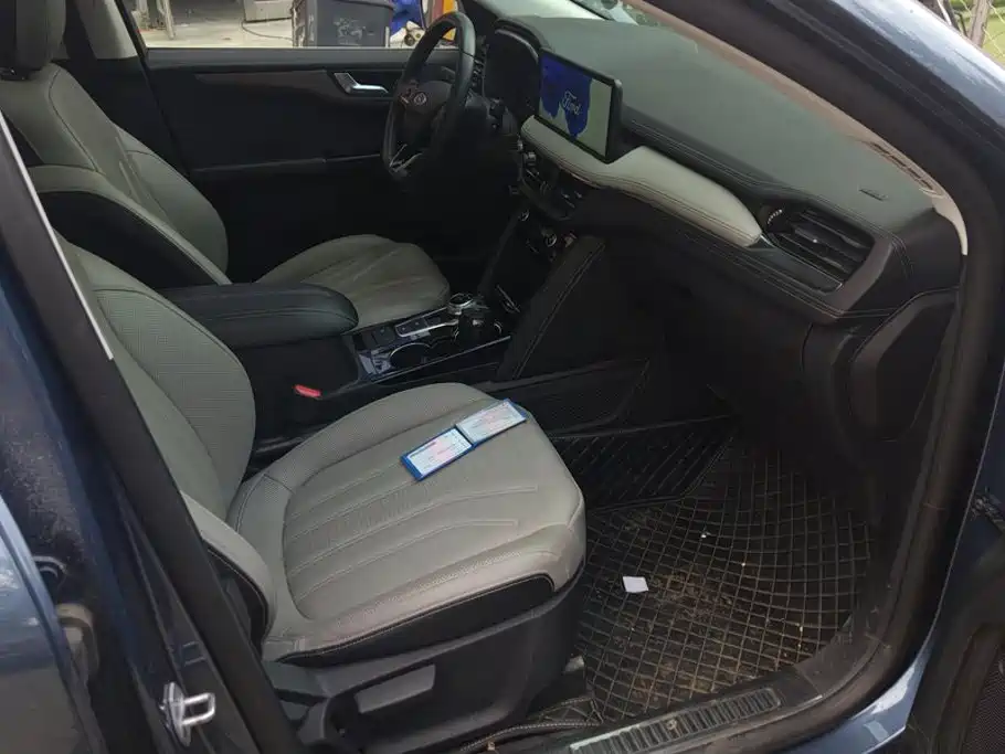 Ford Escape — миниатюра 8