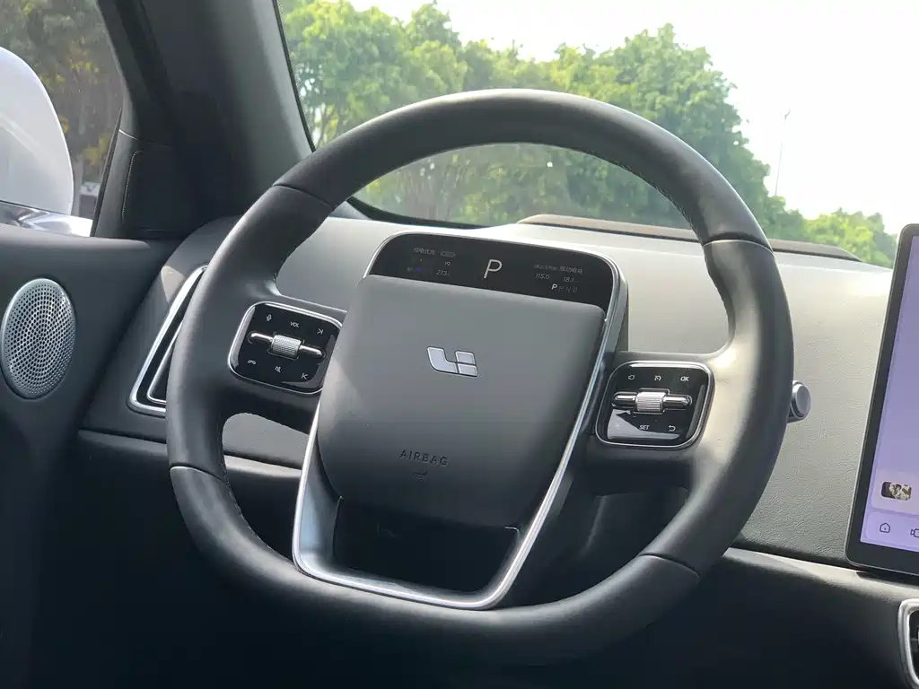 Li Auto IDEAL L6