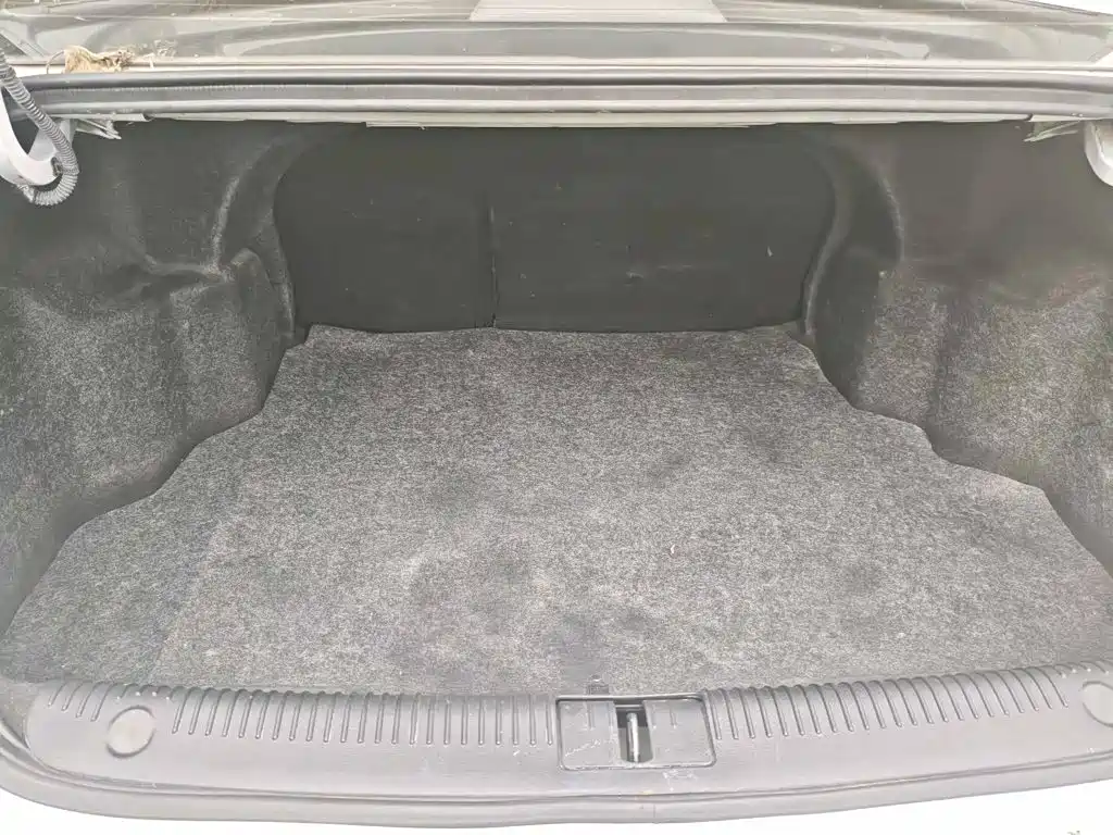 Roewe 360 — миниатюра 9