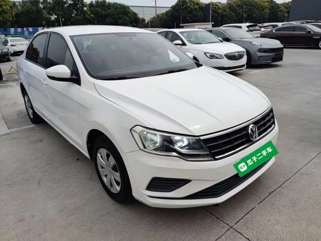 Volkswagen Jetta — миниатюра 4