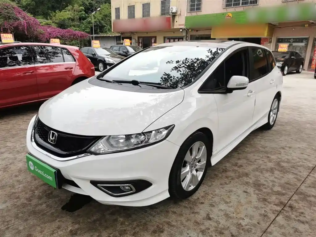 Honda Jade 2015