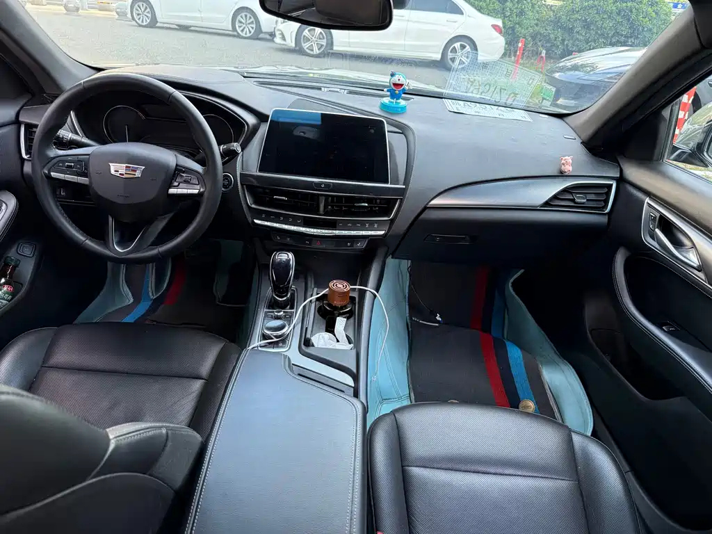 Cadillac CT5 — миниатюра 10