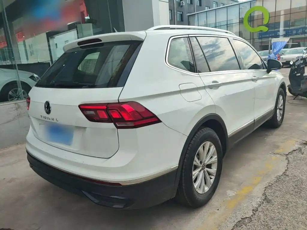 Volkswagen Tiguan L — миниатюра 7