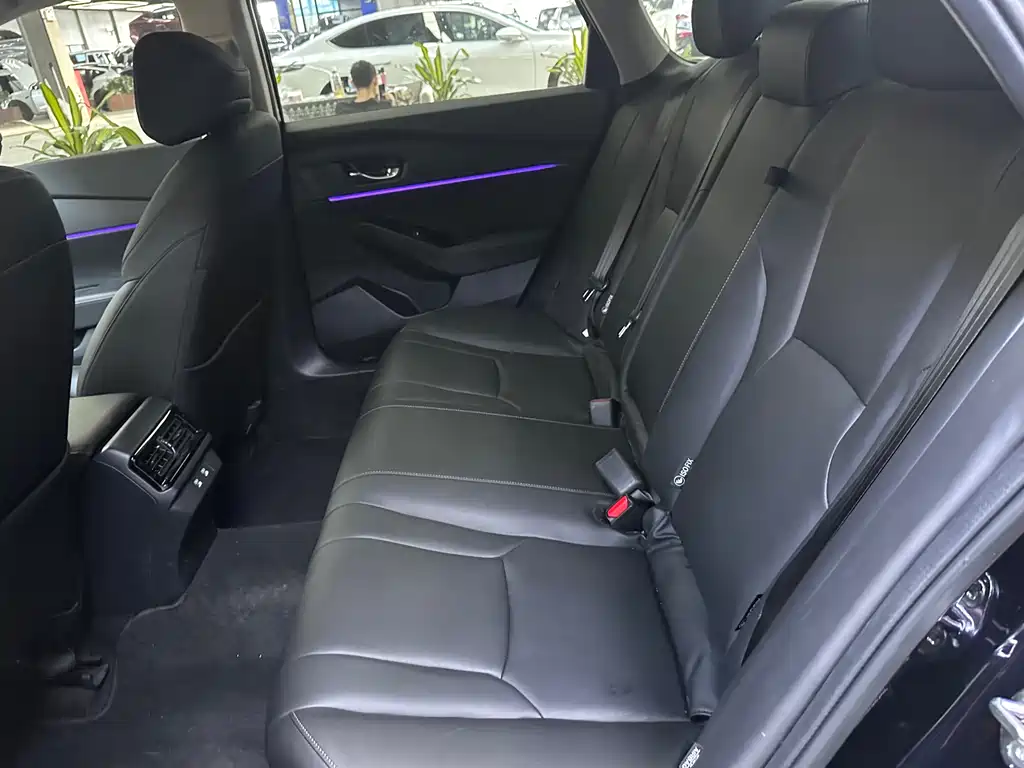 Honda Accord — миниатюра 10