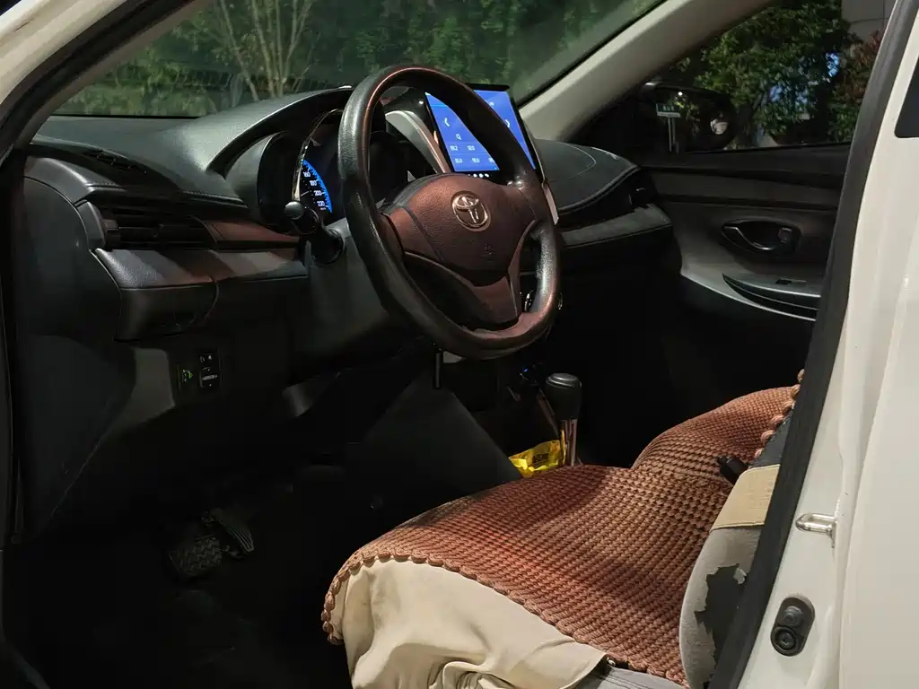 Toyota Vios — миниатюра 9