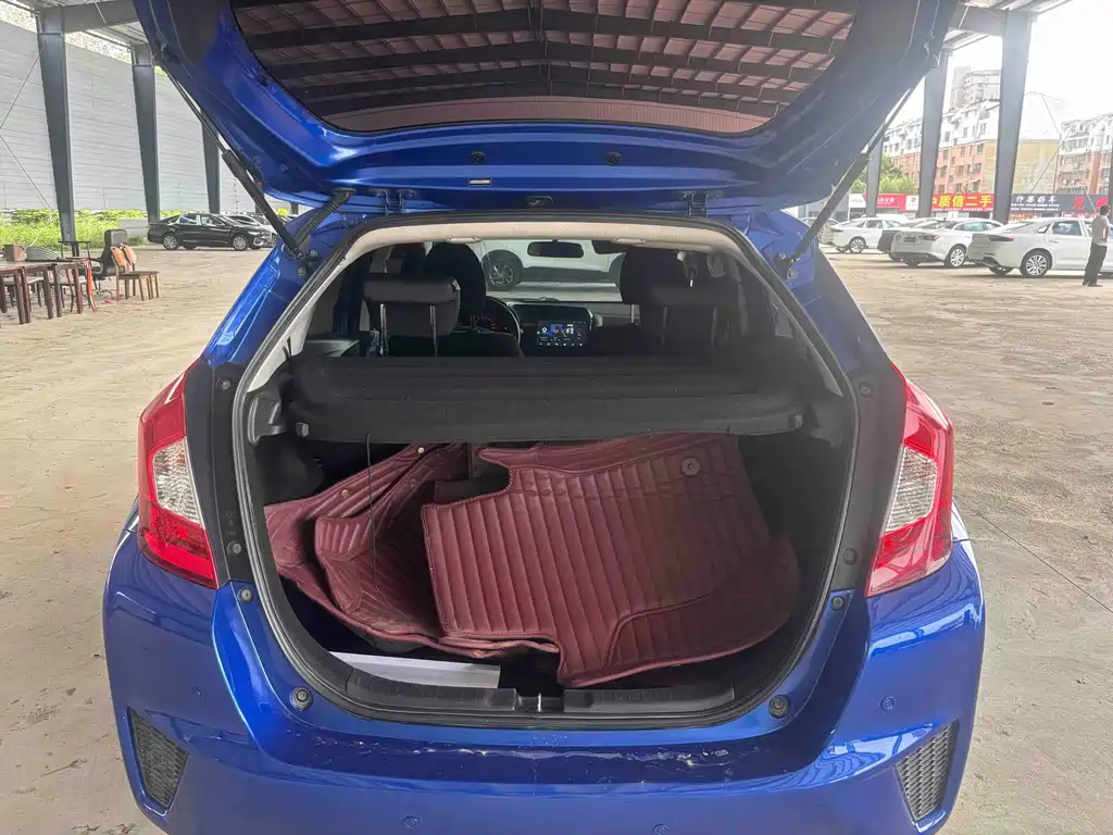 Honda Fit — миниатюра 14