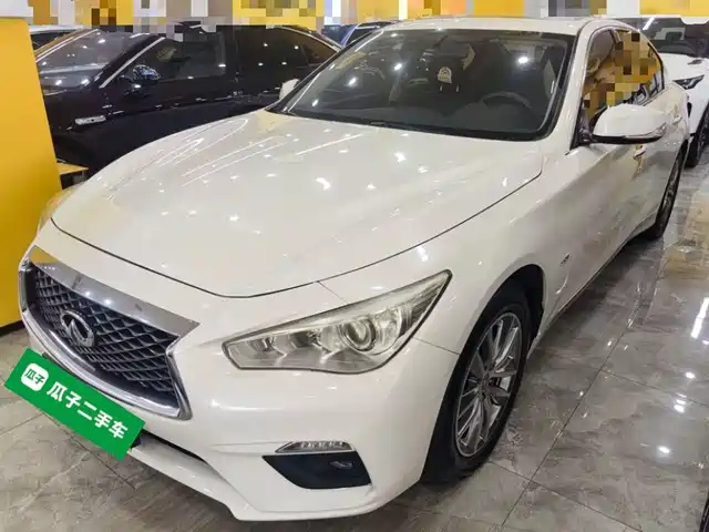 INFINITI  Q50L