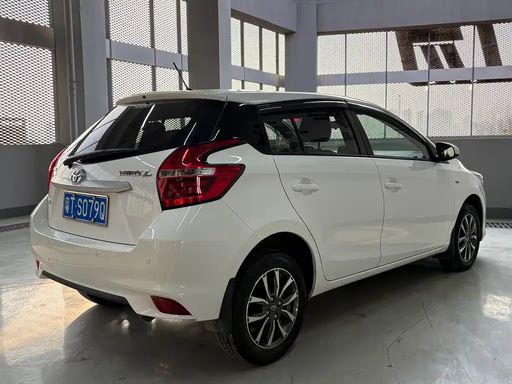 TOYOTA YARIS L ZHIXUAN