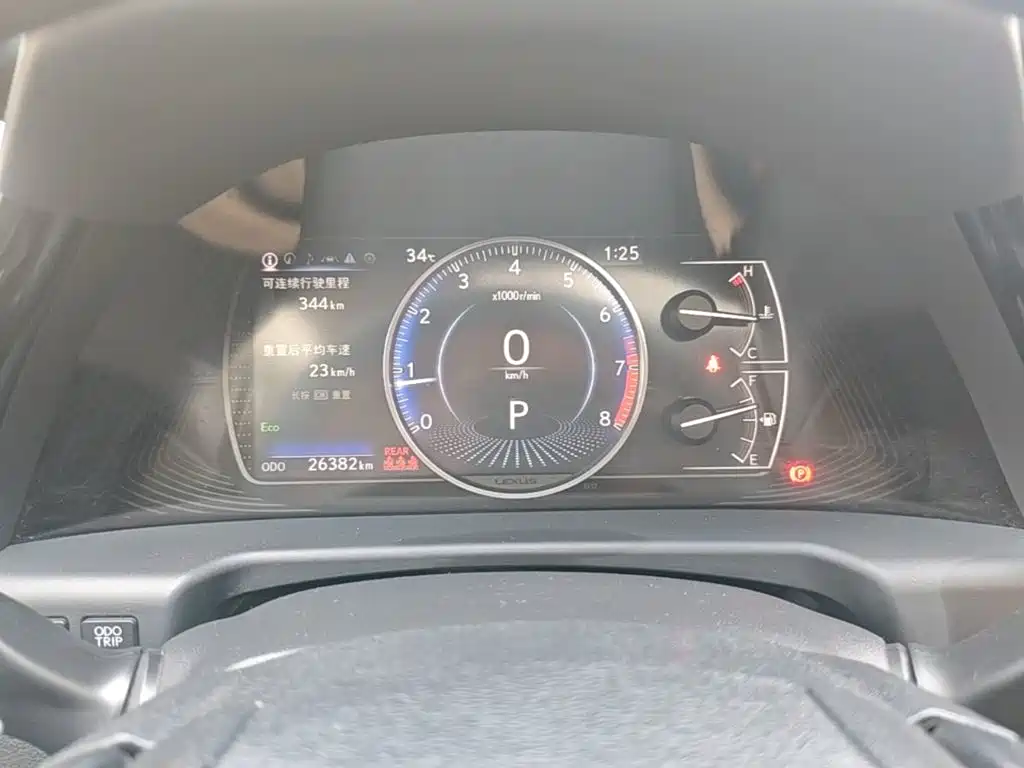 Lexus ES — миниатюра 12