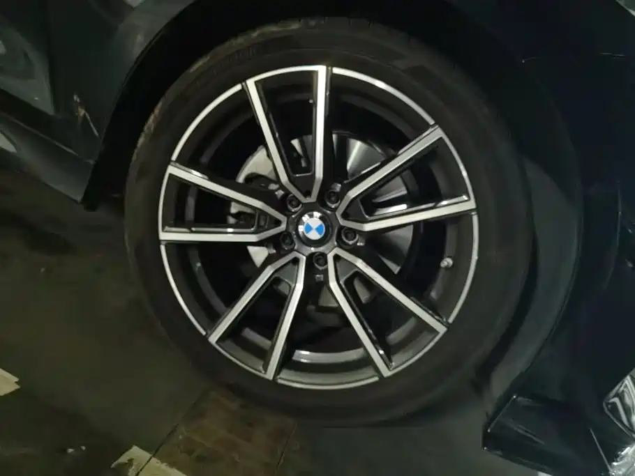 BMW 3 Series — миниатюра 6