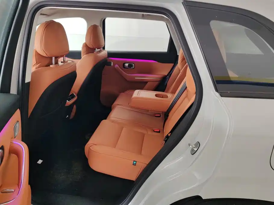 Leapmotor Leapmotor C10 — миниатюра 11