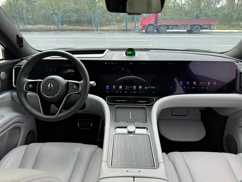 HONGMENG ZHIXING ASK THE WORLD M9