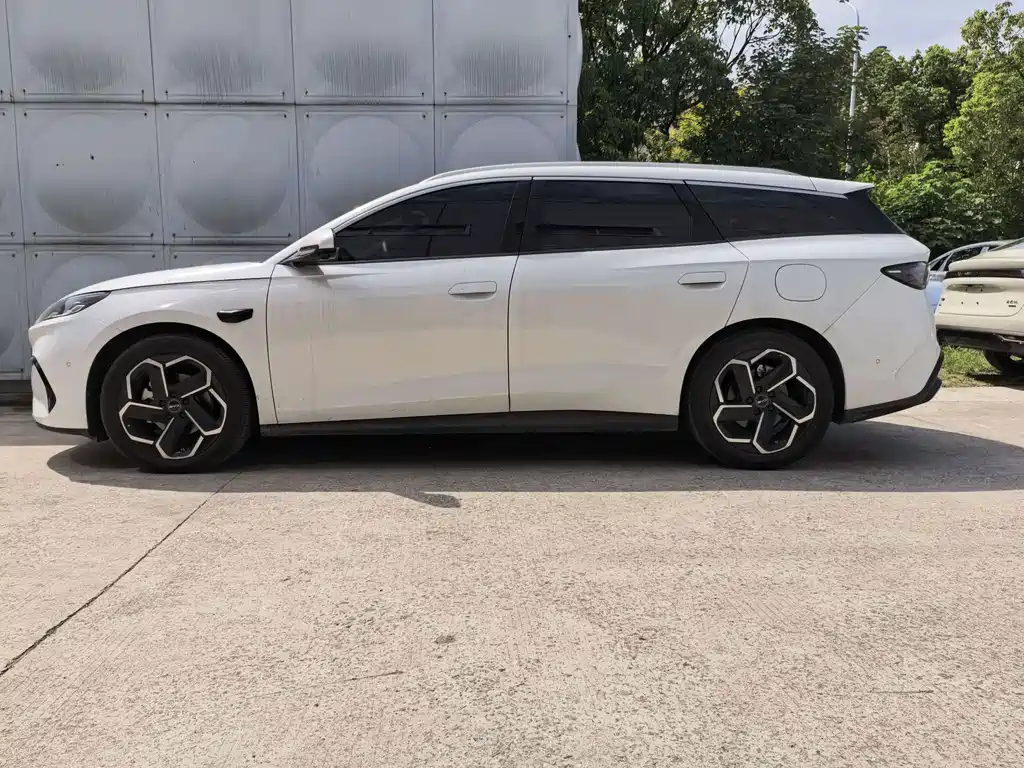 BYD Seal 06 DM-i Touring — миниатюра 2