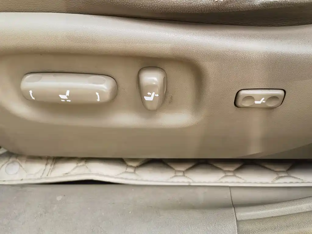 Toyota Highlander — миниатюра 11
