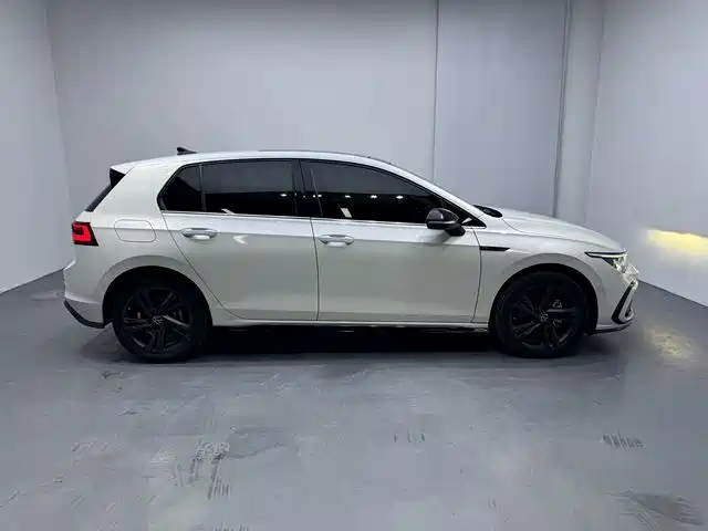 Volkswagen Golf — миниатюра 8