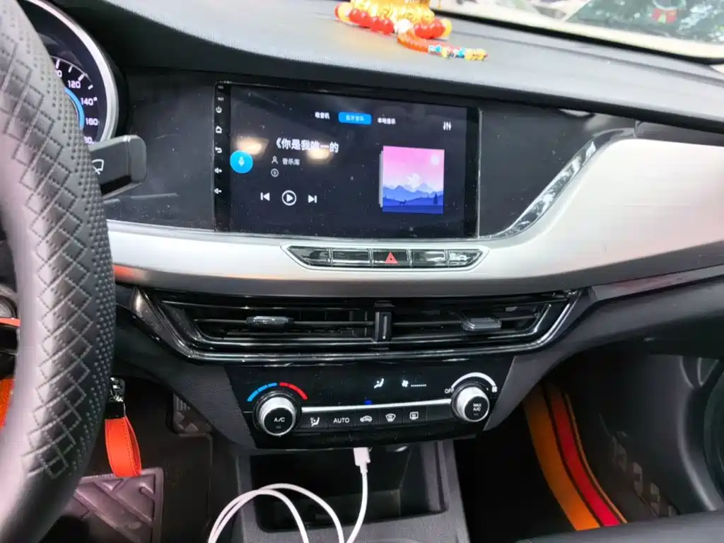 Changan Eado New Energy — миниатюра 13
