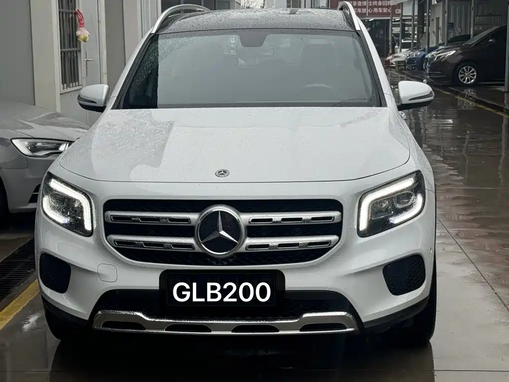 Mercedes-Benz GLB — миниатюра 2