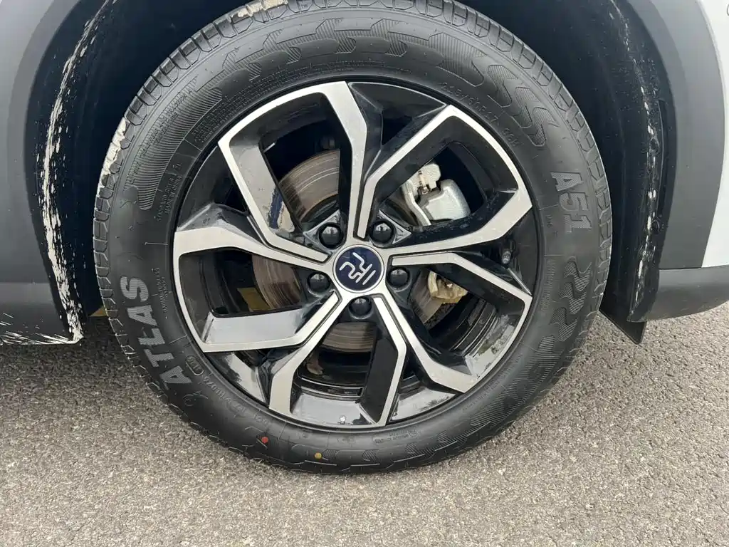 BYD Yuan Plus — миниатюра 9