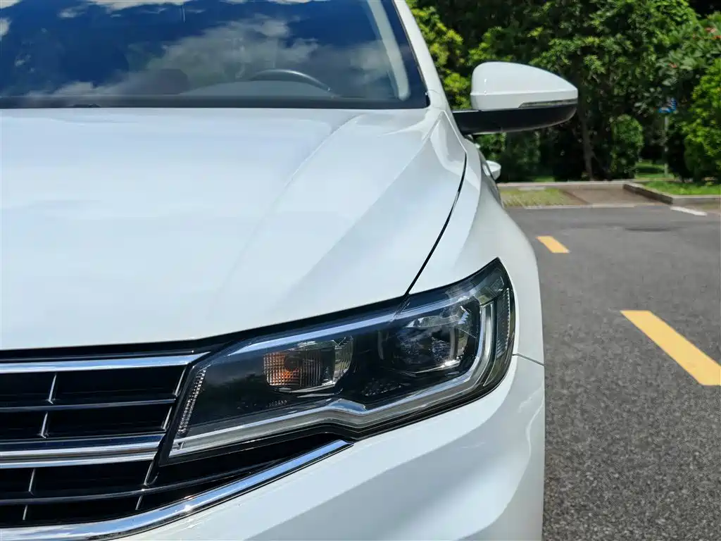 Volkswagen Bora 2020 1.5L AT Elite