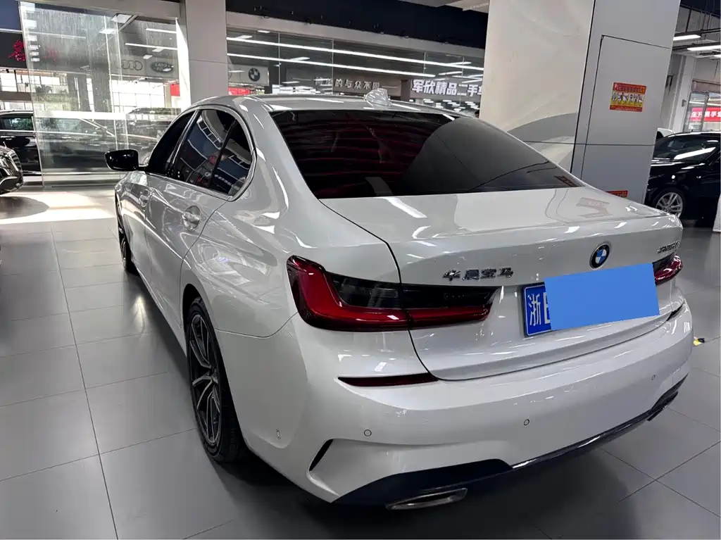 BMW 3 Series — миниатюра 14